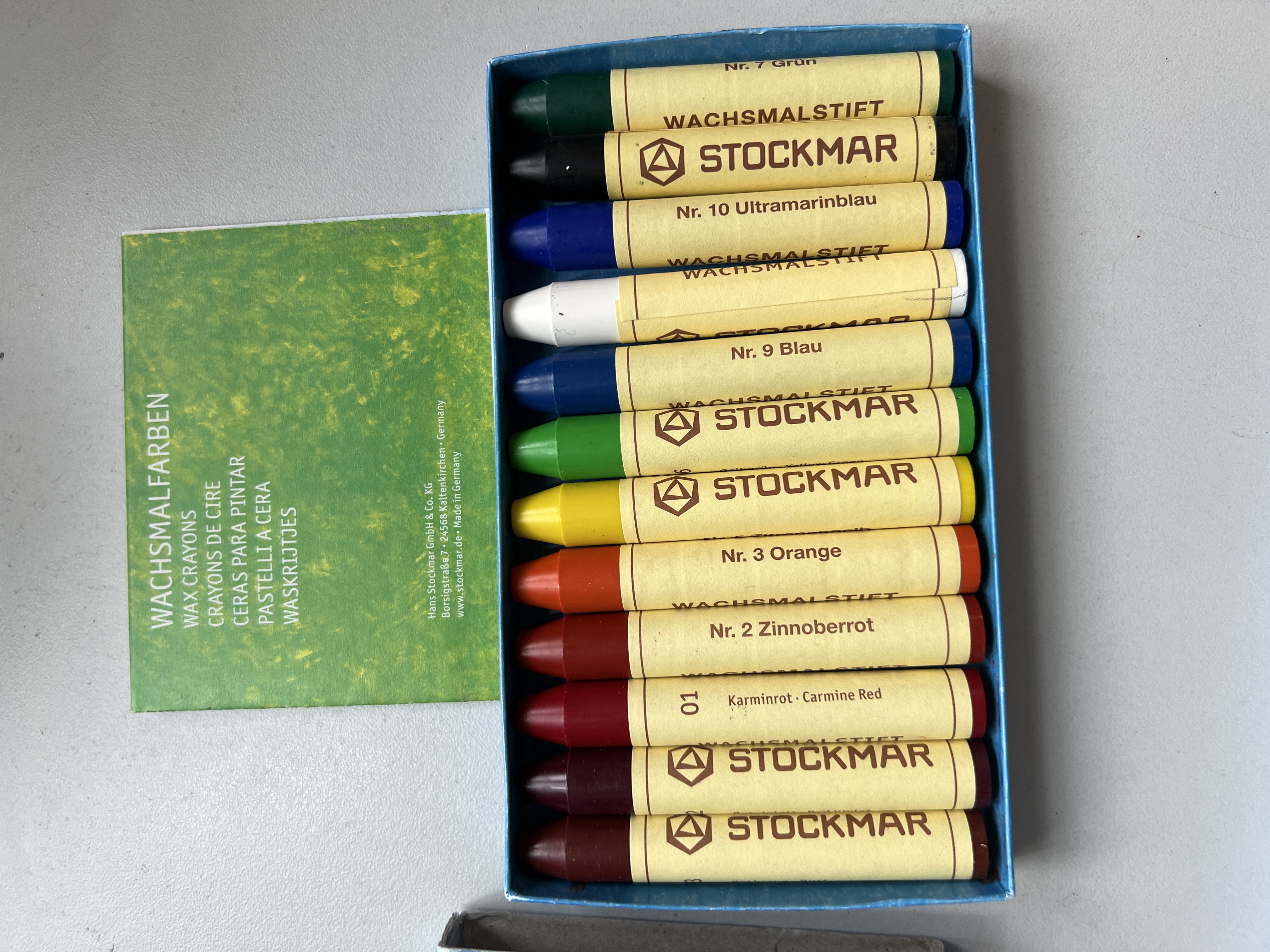 STOCKMAR Wachsmalstifte 12 Farben, BWare mit abgenutzer oder bklebter Schachtel aus Retoure, Stifte komplett in Ordnung