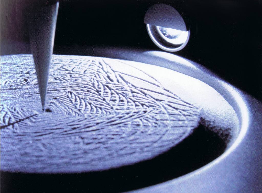 Naef Sandpendelleuchte