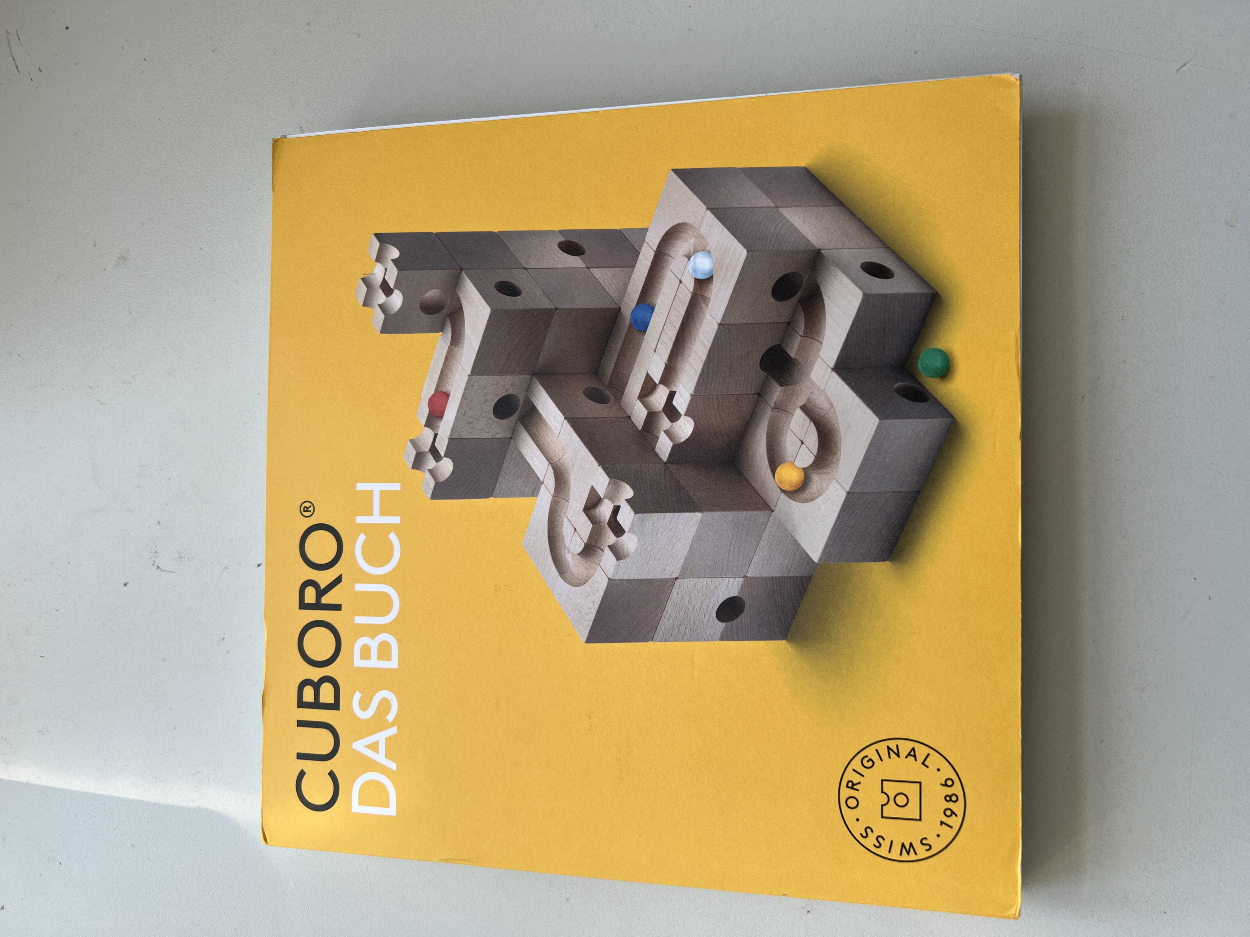 CUBORO - DAS BUCH BWARE leichte Eselsohren vom Transport, siehe Bilder