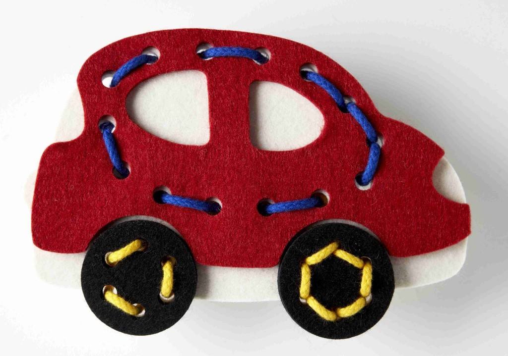 ahrens Fädel-Auto, weiß/rot